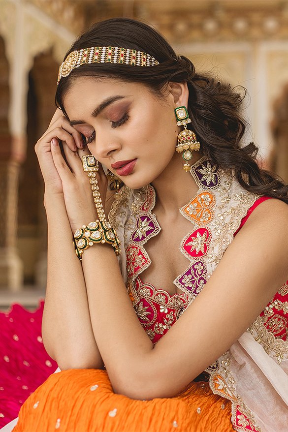Cape Sleeve Blouse Design. Read more http://fashionpro.me/16-unique-blouse-designs-women-haven…  | Indian bridal wear, Indian wedding dress, Pakistani bridal dresses